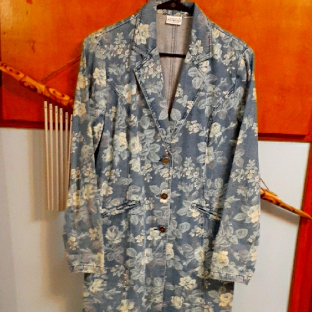 Newport News spring long Blue and cream floral Jean Jacket